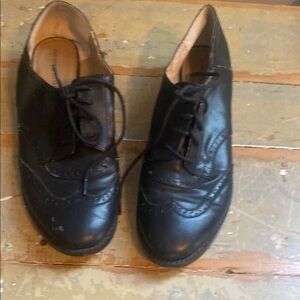 Classic Black Leather women's Shoes